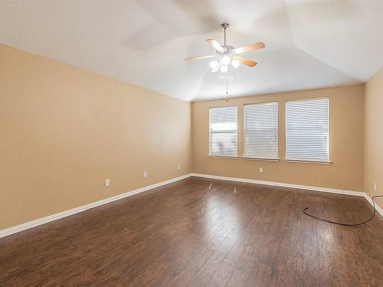 2017 Lake Highlands Dr — Photo 17
