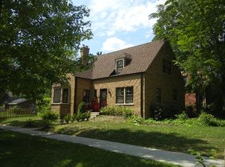 124 16th St, Wilmette, IL 60091