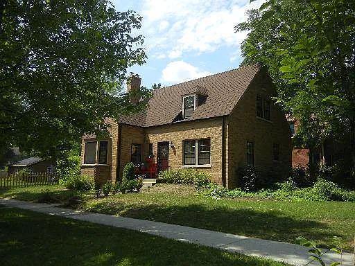 1701 Washington Ave photo 1