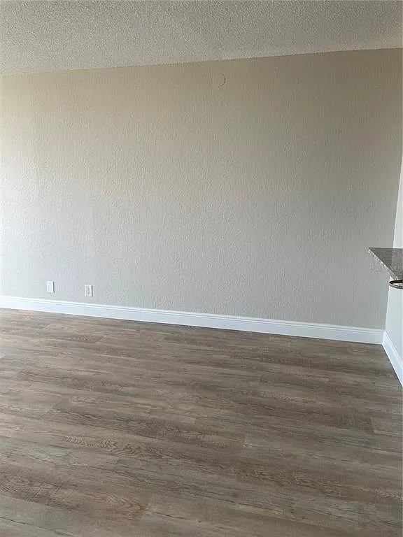 1 bed, 1.5 bath, 790 sqft, $2,199 — Photo 4