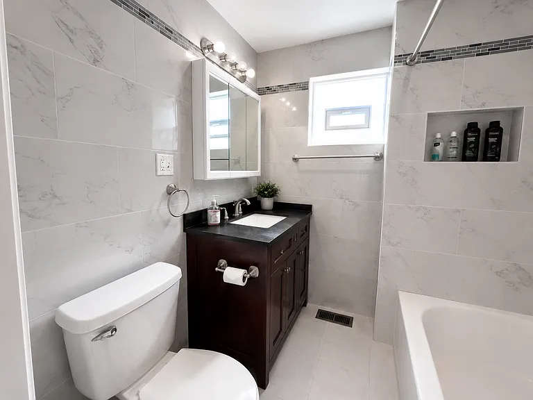 3345 S Bell Ave #1 — Photo 2