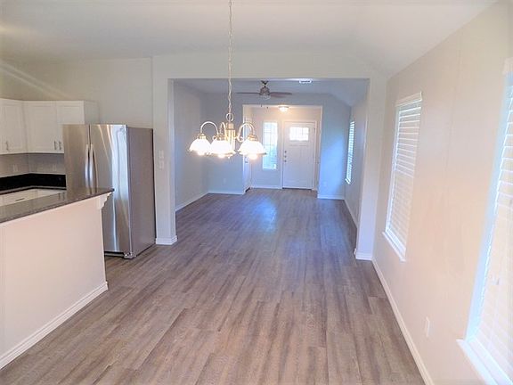 5th image of 8623 Chaletford Dr