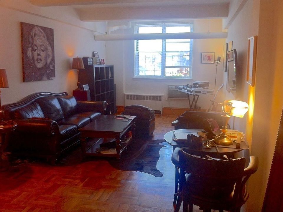 1st image of 185 W Houston St APT La
