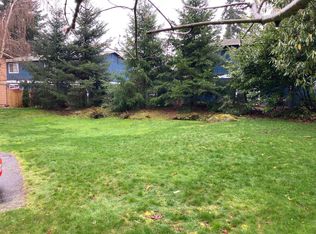 12424 SE River Rd UNIT 4, Portland, OR 97222