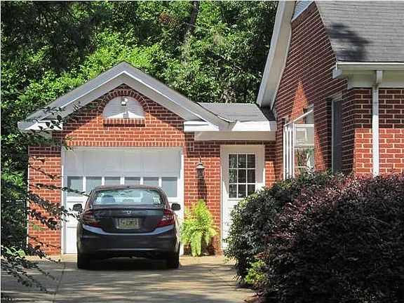 4th image of 115 Brantwood Dr