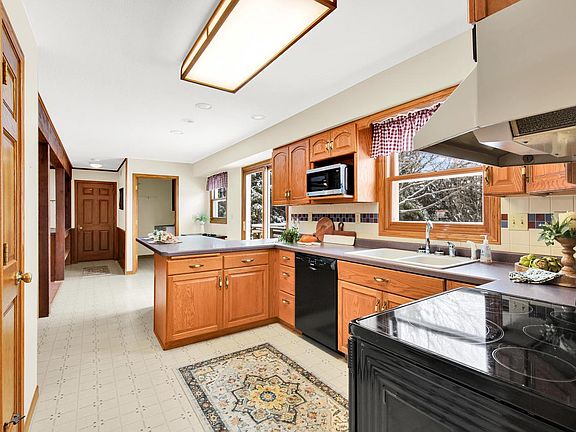 5th image of 4292 Pleasant Hollow ROAD