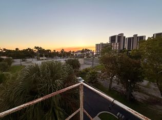 2030 Virginia Ave #D, Fort Myers, FL 33901