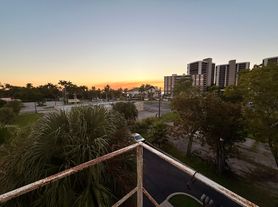 2030 Virginia Ave, Fort Myers, FL