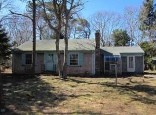 17 Vacation Ln, West Yarmouth, MA 02673