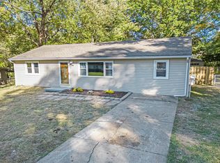 7936 Waverly Ave, Kansas City, KS 66109