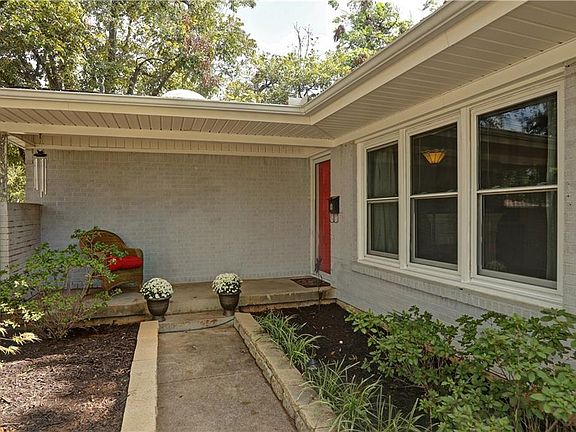 2nd image of 1600 Southwood Blvd