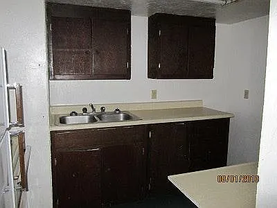 110 7th St #7 — Photo 16
