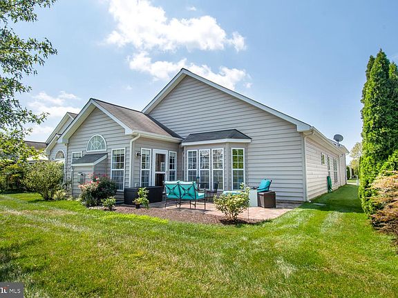 5th image of 227 Harmony Way