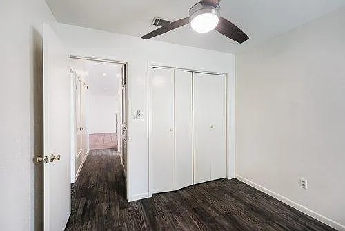 1106 Academy St — Photo 19