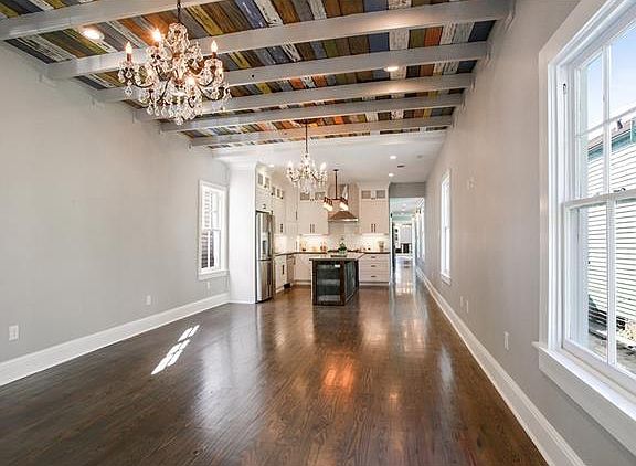 3rd image of 1023 Desire St
