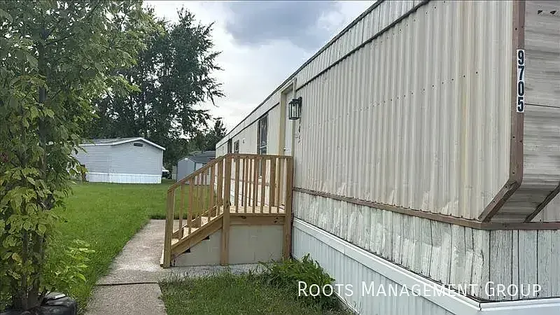 9705 Springvale Dr #9705