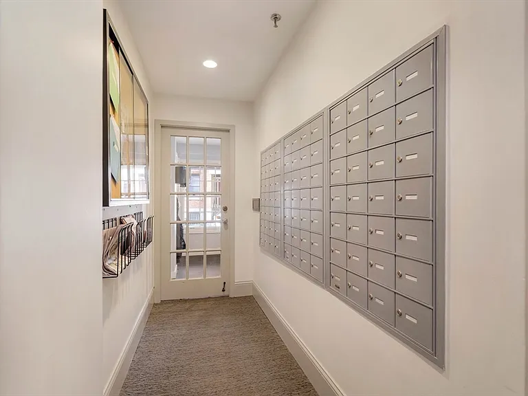 47 Harvard St #B205 — Photo 16