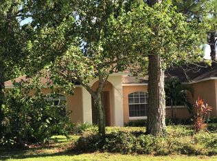 630 Harrington St SW, Palm Bay, FL 32908