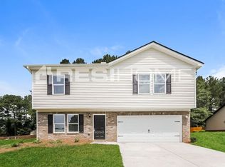 175 Chimney Ridge Ln, Covington, GA 30014