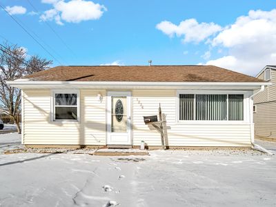 1236 W Cleveland Ave, Hobart, IN, 46342