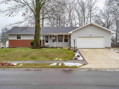 2211 Lima Ln, Fort Wayne, IN, 46818