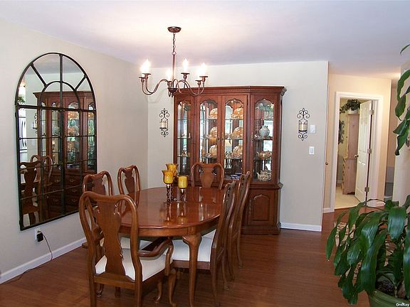 5th image of 40 W 4th St APT 202