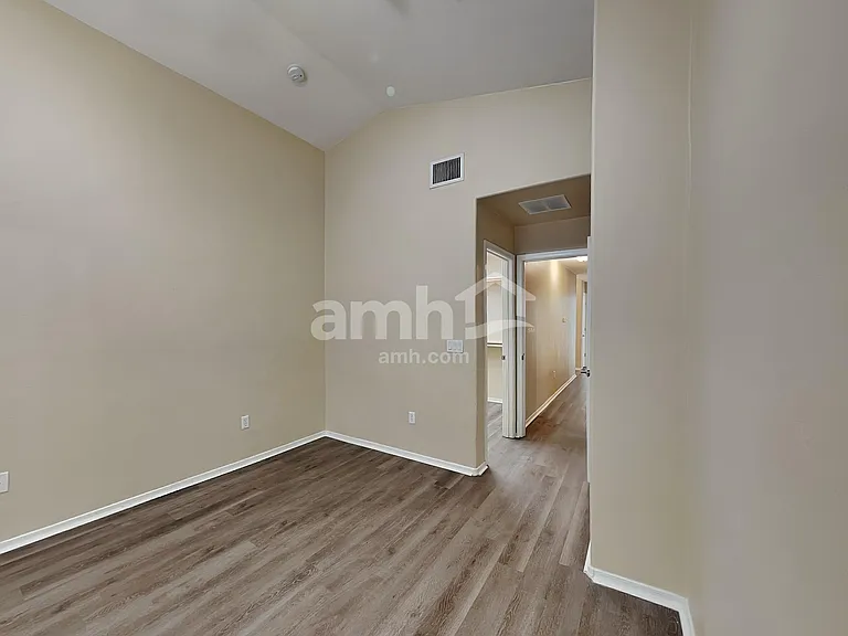 4133 E Lushfield Dr — Photo 9