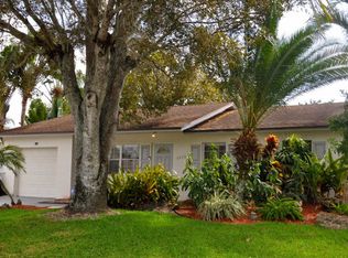 9902 Liberty Ct, Boca Raton, FL 33434