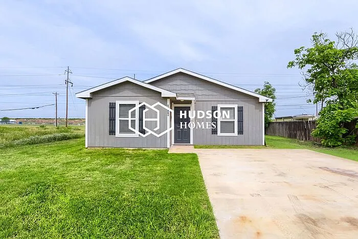 2946 Field St — Photo 1