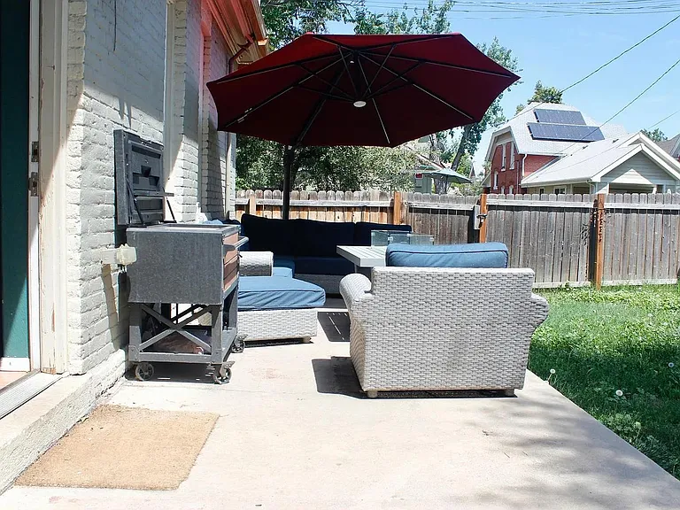 1320 E 28th Ave — Photo 9