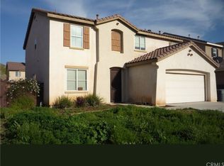 3371 Oakleaf Ln, Perris, CA 92571