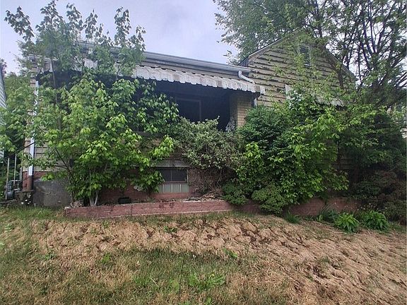 5th image of 1211 Virginia St