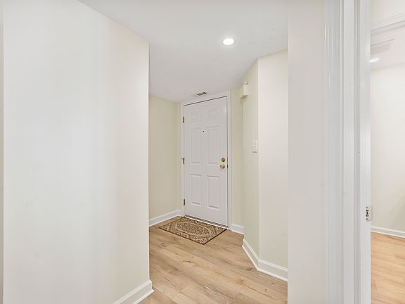 5th image of 7601 Newport Bay Dr Unit 113