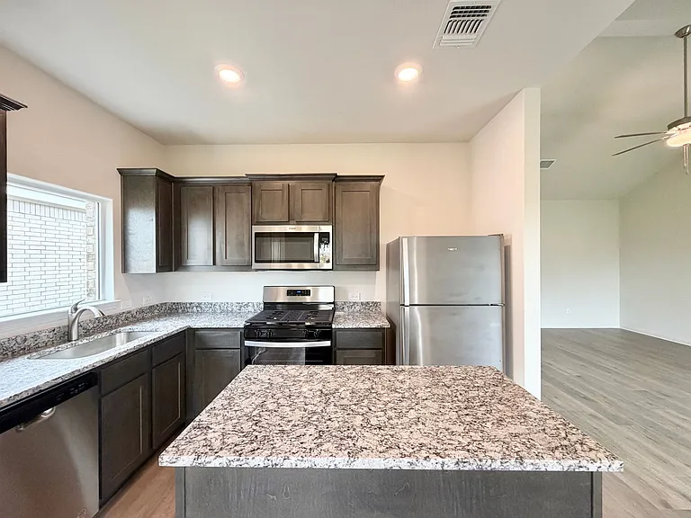 13404 Gitty Up Cir — Photo 18
