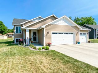 1509 Breckenridge Ln, Brookings, SD 57006