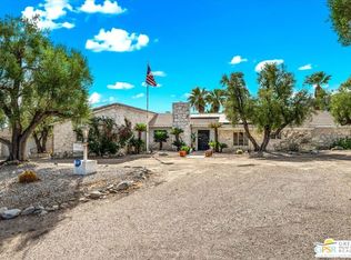 877 W Panorama Rd, Palm Springs, CA 92262