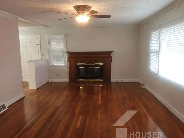 813 Fox Squirrel Ridge Rd — Photo 2