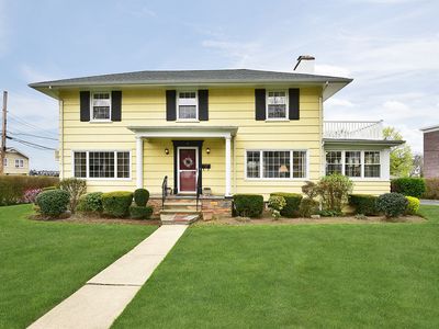 4 Keogh Ln, New Rochelle, NY, 10805