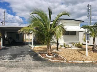 2865 Plumosa Ln, West Palm Beach, FL 33403
