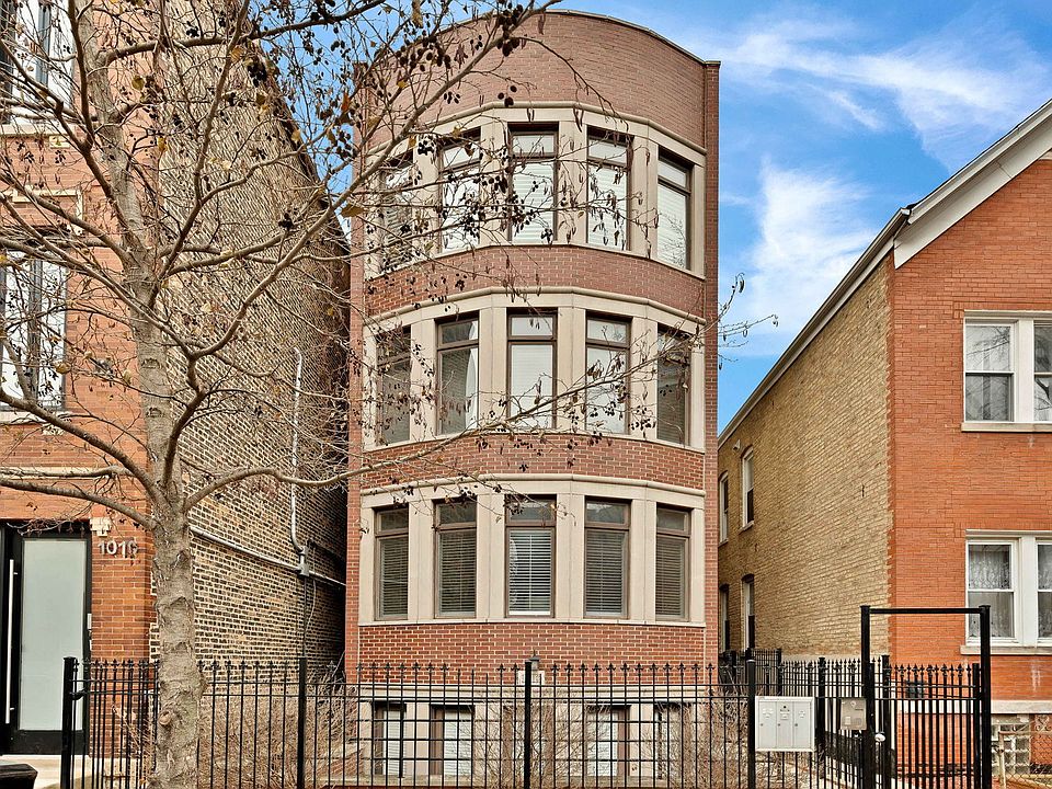 1st image of 1012 N Wood St #3
