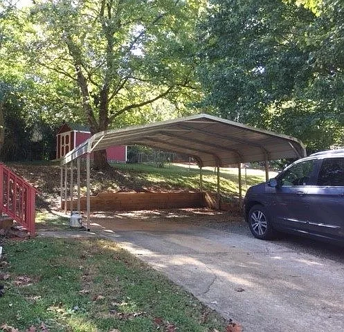 2305 Lawrence Dr — Photo 3