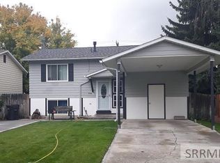 958 11th St, Idaho Falls, ID 83404