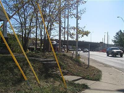 3rd image of 500 Hall Ave