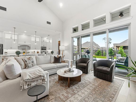 4th image of 32437 Soaring Willow Way