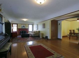 5524 SE Lincoln St, Portland, OR 97215