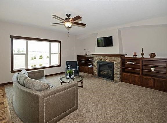 5th image of 4249 118th Ct NE