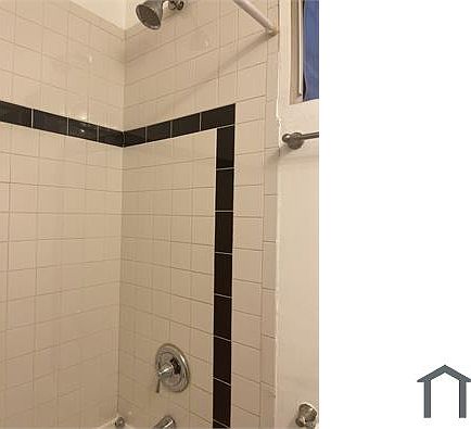 4th image of 1918 I St NE APT 4