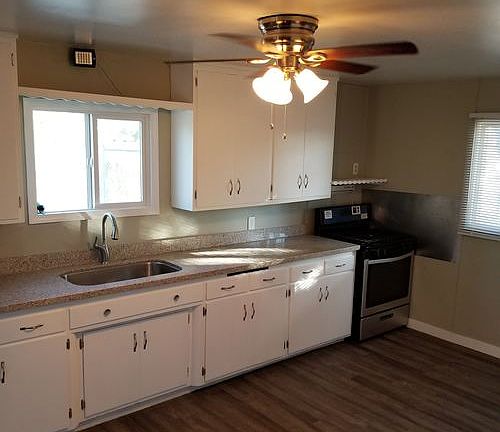 2nd image of 40605 17th St W