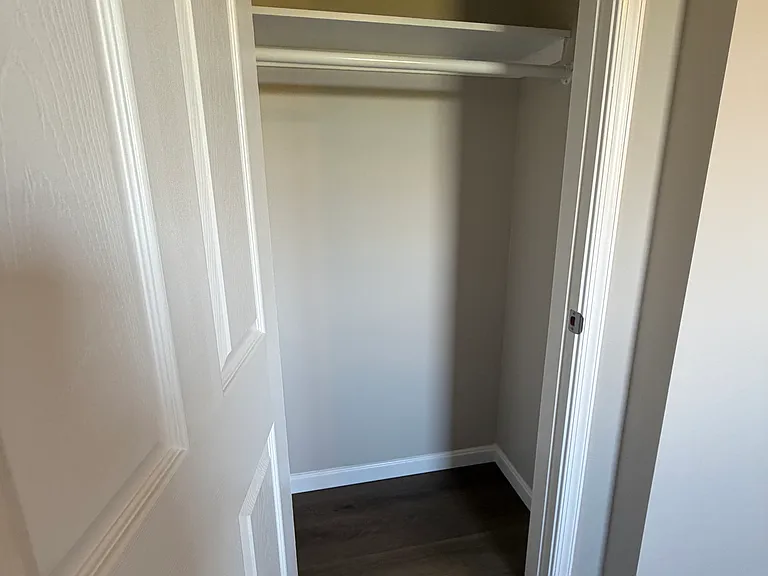 50 Eton Ct — Photo 10