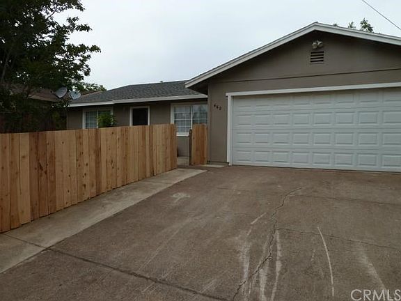 3rd image of 462 Avenue A